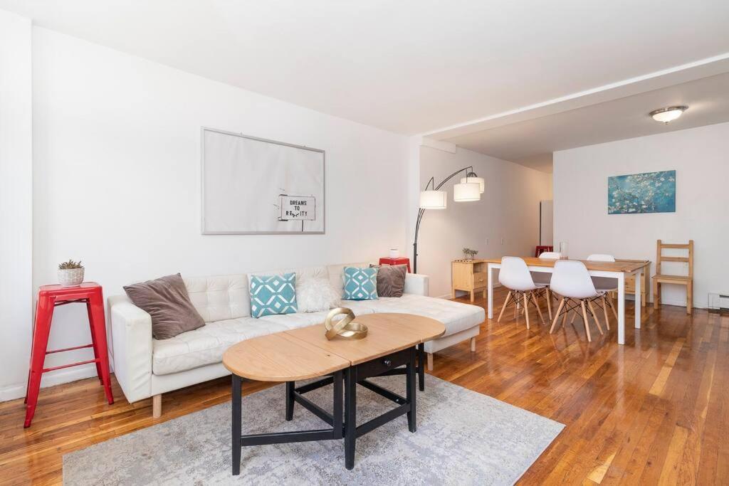 2Bed Bliss By Central Park North Nova York Exterior foto