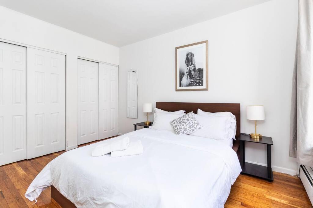 2Bed Bliss By Central Park North Nova York Exterior foto